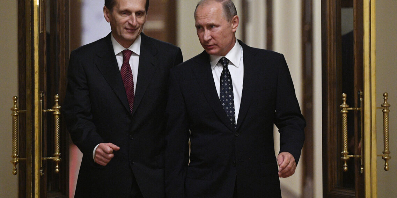 Путин застал врасплох Нарышкина вопросом о признании Донбасса Путин застал врасплох Нарышкина вопросом о признании Донбасса