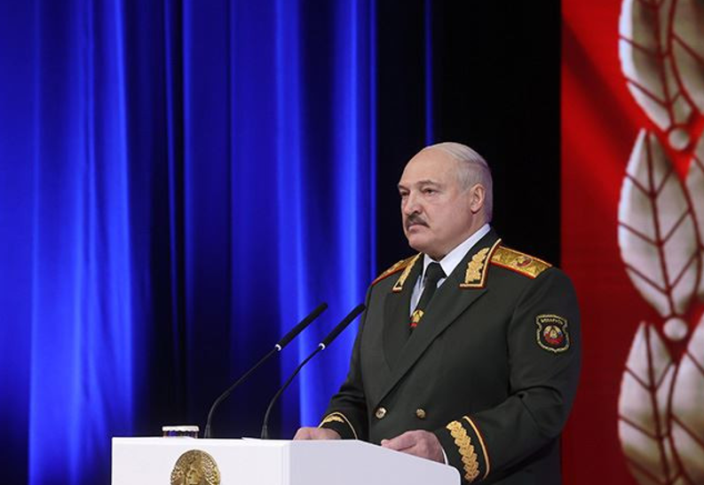 «Остановитесь!»: Лукашенко обратился к украинскому народу и руководству