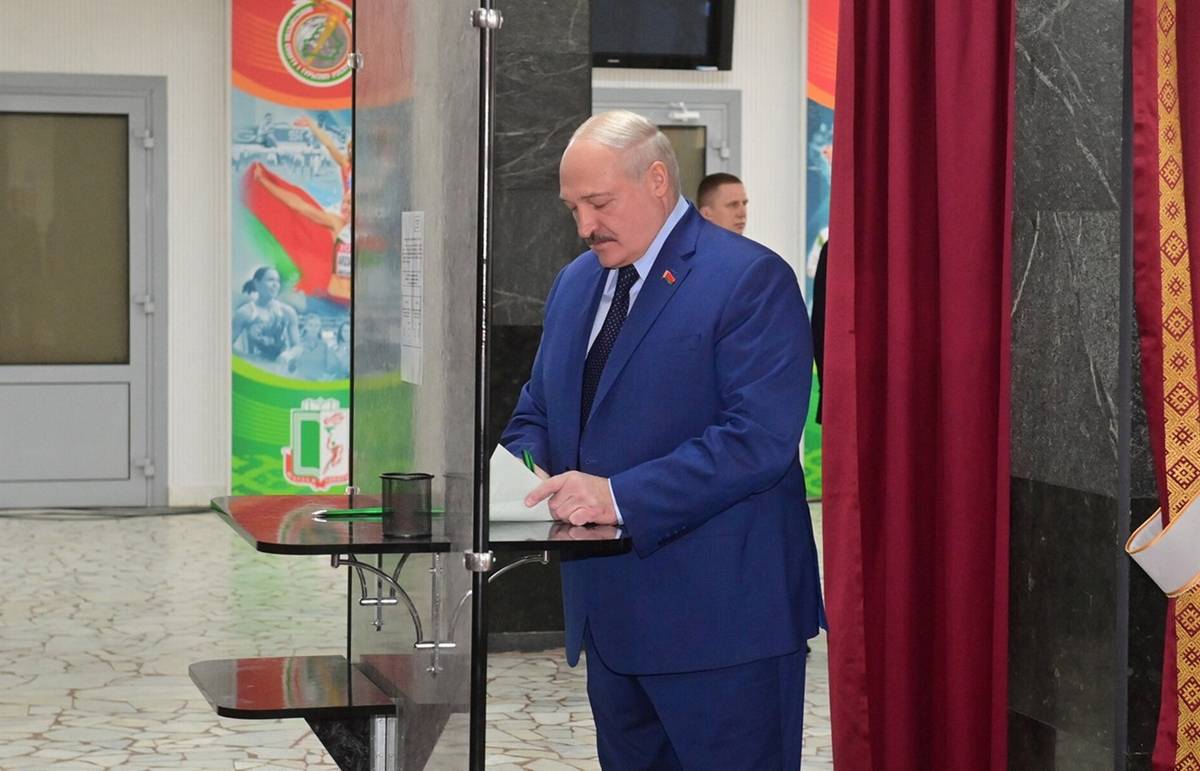 В Белоруссии завершен референдум по поправкам в Конституцию