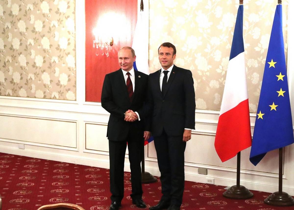 Глава Франции стал единственным «связным» между Западом и Россией с Белоруссией