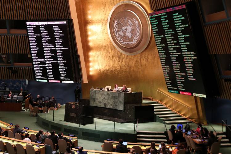 NI: Фиктивное «единство мира против России» грозит Америке бедой NI: Фиктивное «единство мира против России» грозит Америке бедой