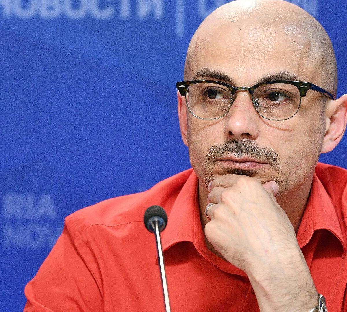 Гаспарян о переговорах в Стамбуле: Все, что наговорил Киев, летит в корзину Гаспарян о переговорах в Стамбуле: Все, что наговорил Киев, летит в корзину