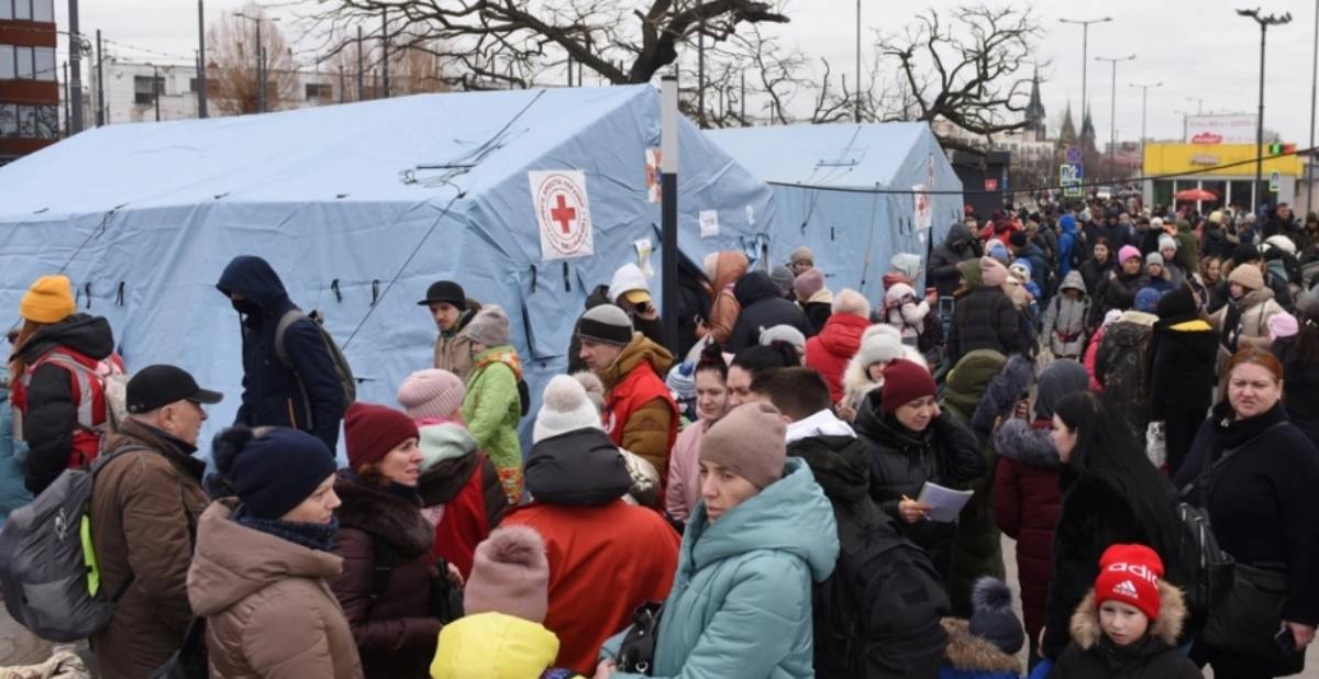 Украинские беженцы становятся проблемой для всей Европы