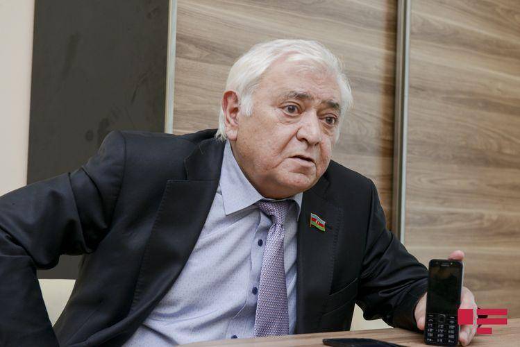 Депутат из Азербайджана Агиль Аббас: Баку выгодно поражение РФ на Украине