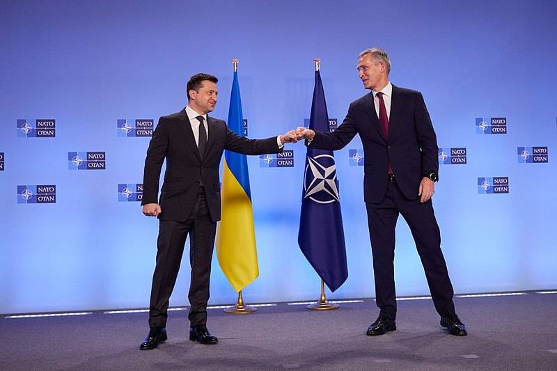 «Столько, сколько нужно» - вооружать Украину будет не только НАТО, но и Евросоюз «Столько, сколько нужно» - вооружать Украину будет не только НАТО, но и Евросоюз