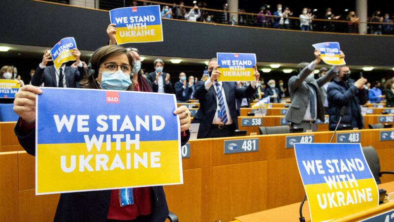 Почему европейцы так резко стали обрубать все связи с Россией