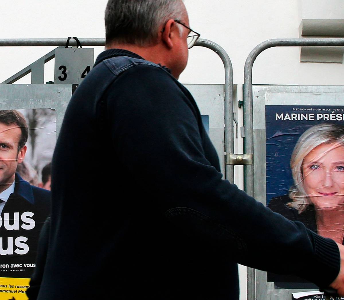 Макрон против Ле Пен: чего ждать от второго тура выборов президента Франции