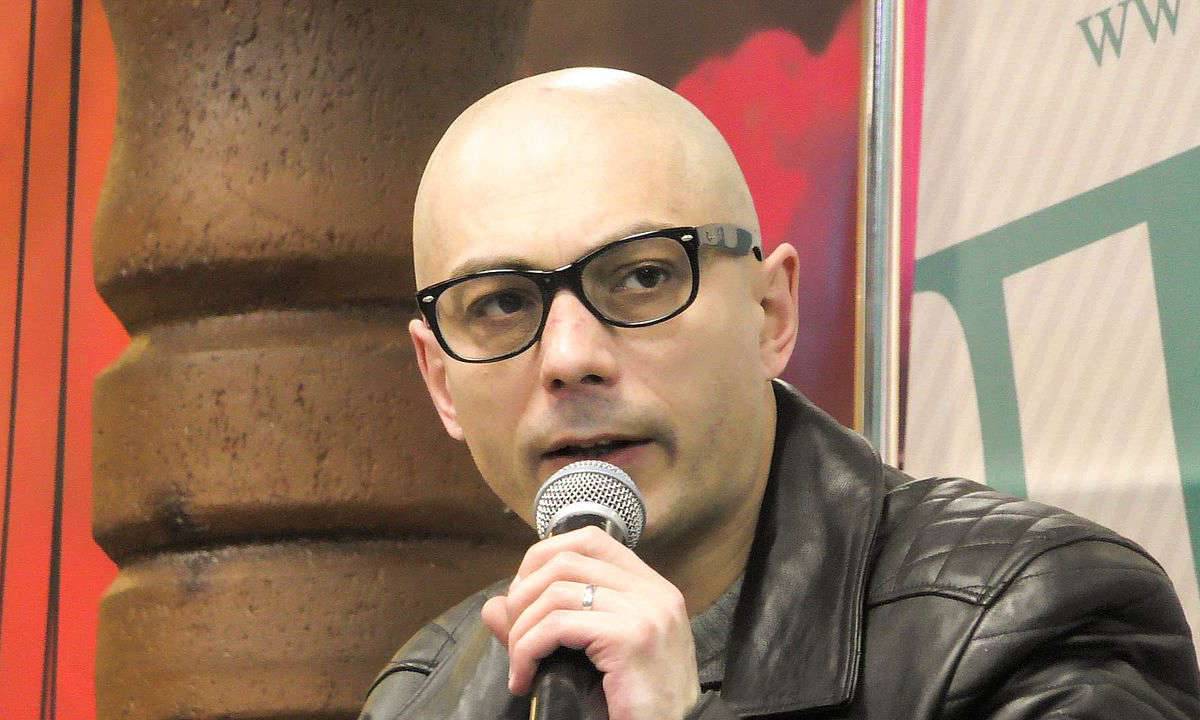 «Посмотрите на фото»: Гаспарян допустил, что в СБУ пытали Медведчука «Посмотрите на фото»: Гаспарян допустил, что в СБУ пытали Медведчука