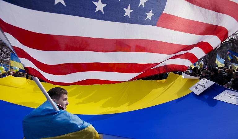 Global Times поговоркой про яд и жажду описал отношение США к Украине