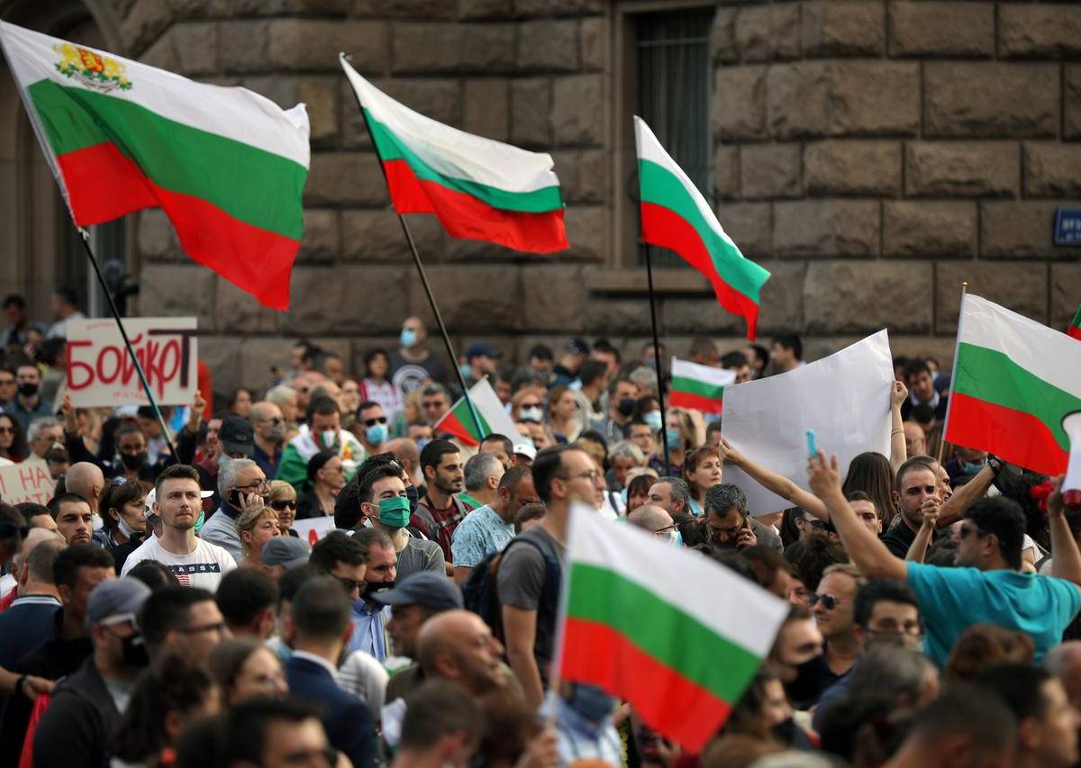 Рейтинг Путина среди граждан Болгарии продолжает падать