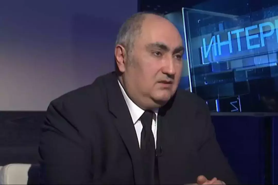 Ордуханян: Удары нужно наносить по штабу, который в Вашингтоне и Лондоне Ордуханян: Удары нужно наносить по штабу, который в Вашингтоне и Лондоне