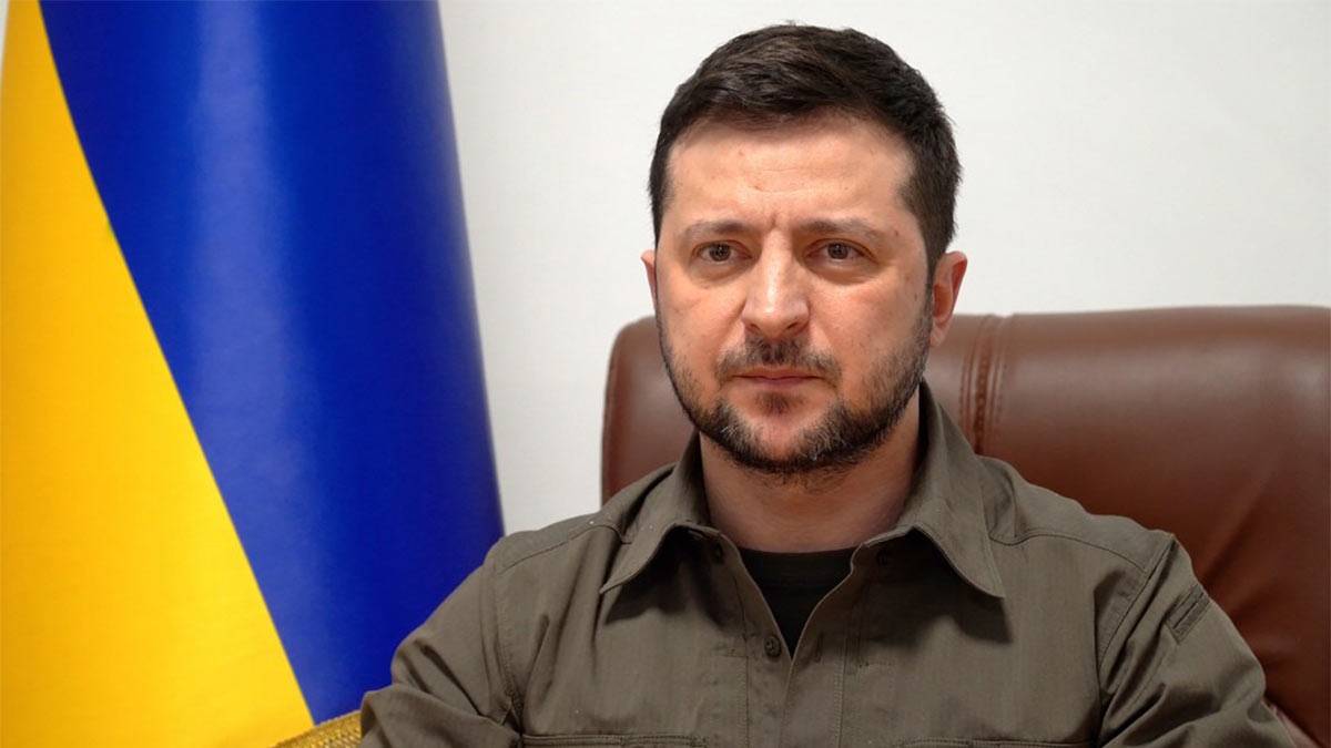 Зеленский заявил, что Украина никогда не признает Крым частью России Зеленский заявил, что Украина никогда не признает Крым частью России