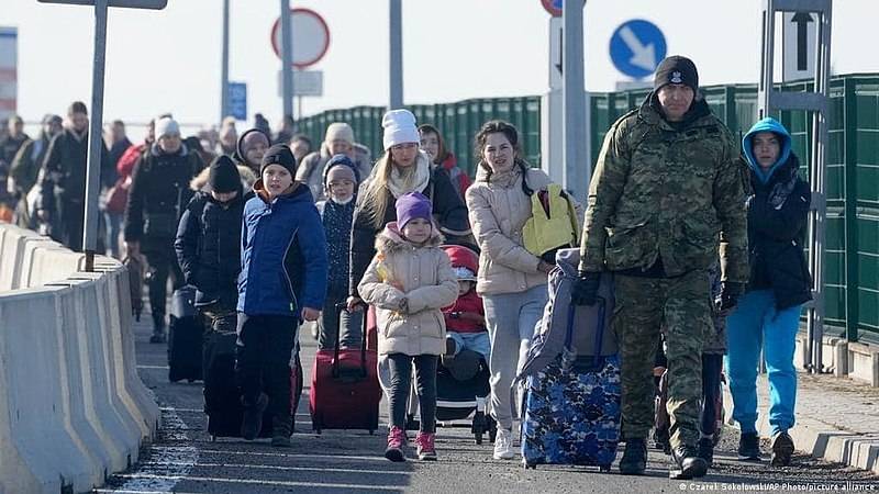 Эксперты: из-за массового бегства жителей Украину ждет демографическая «яма»