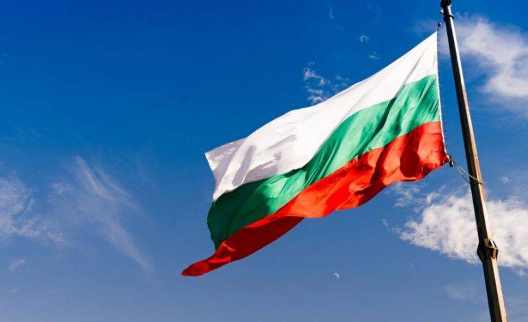 Зарубежное издание: Болгария ведет двойную игру, чтобы и Западу угодить, и Россию не злить