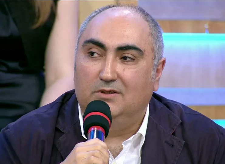 Ордуханян: Наблюдаем, как большие и маленькие клоуны ведут себя на арене Ордуханян: Наблюдаем, как большие и маленькие клоуны ведут себя на арене