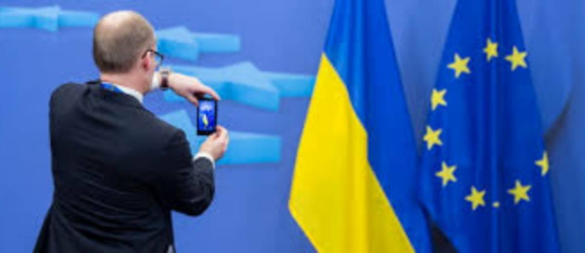 Американская пресса: Европа продолжает кормить Украину пустыми обещаниями о принятии страны в ЕС