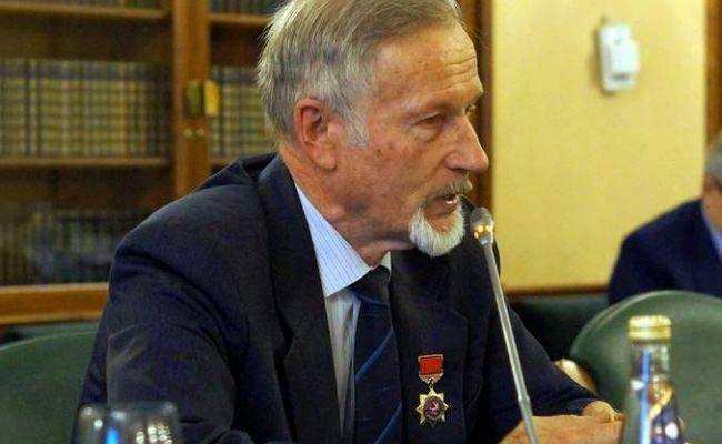 Макарук: Меч наказания рано или поздно настигнет украинских националистов Макарук: Меч наказания рано или поздно настигнет украинских националистов