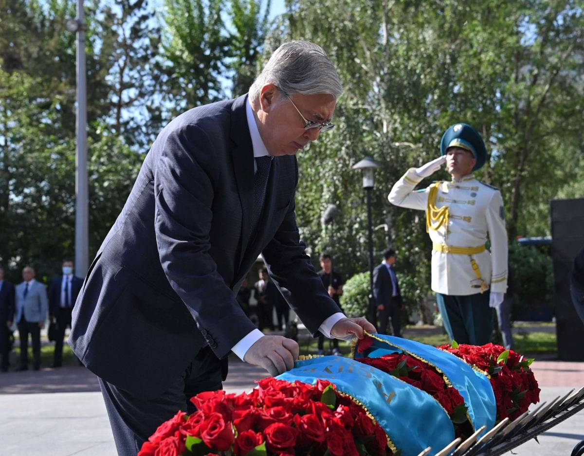 По украинским граблям: Токаев строит в Казахстане ещё одну анти-Россию По украинским граблям: Токаев строит в Казахстане ещё одну анти-Россию