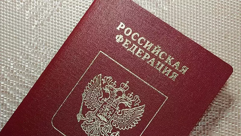 Чем вызван ажиотажный спрос на паспорта РФ на освобожденных землях Украины