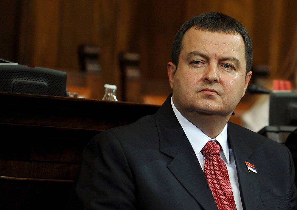 Ивица Дачич заявил, что «Сербия не должна отпускать руку России»