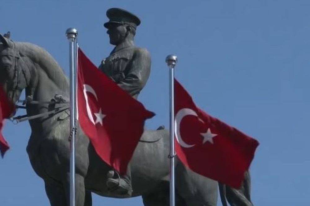 В Турции назвали плюсы выхода страны из НАТО: дружба с Россией, ШОС и БРИКС