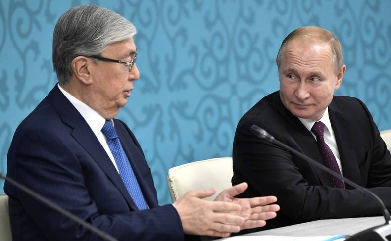 Токаев рассказал о беседе с Путиным после отказа признать ДНР и ЛНР Токаев рассказал о беседе с Путиным после отказа признать ДНР и ЛНР