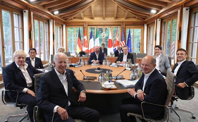 За кулисами G7: Байден дал Зеленскому 4 месяца на разгром России За кулисами G7: Байден дал Зеленскому 4 месяца на разгром России