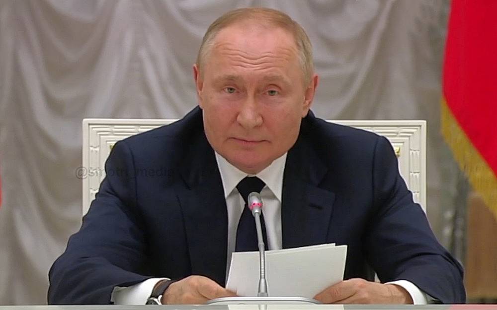 Путин: Россия еще ничего не начинала всерьез на Украине