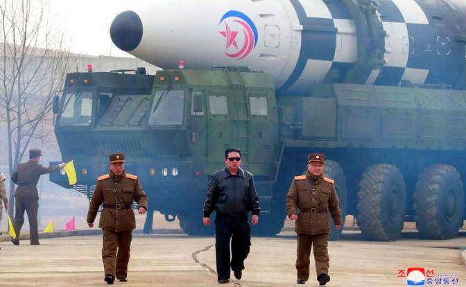 Ким Чен Ын включается в битву РФ и США на Украине