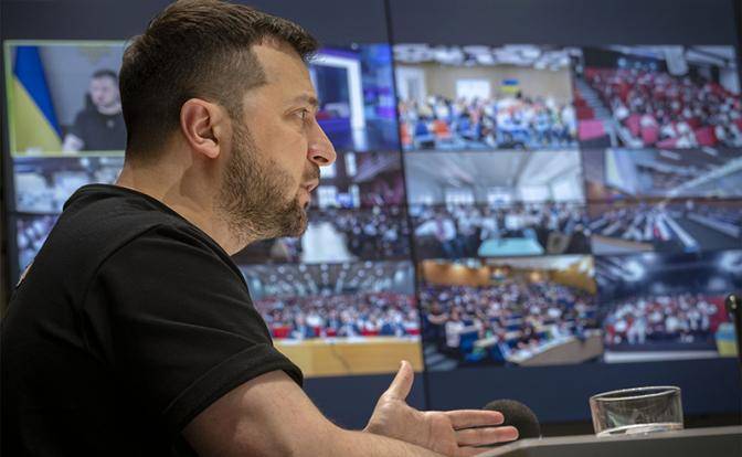Украинский покер: Европу можно и нужно «развести» Украинский покер: Европу можно и нужно «развести»