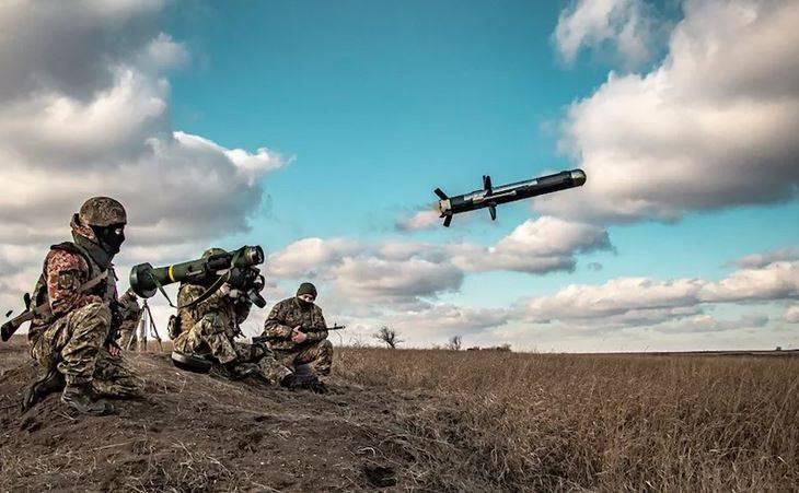 Запад не будет тестировать на Украине новое оружие