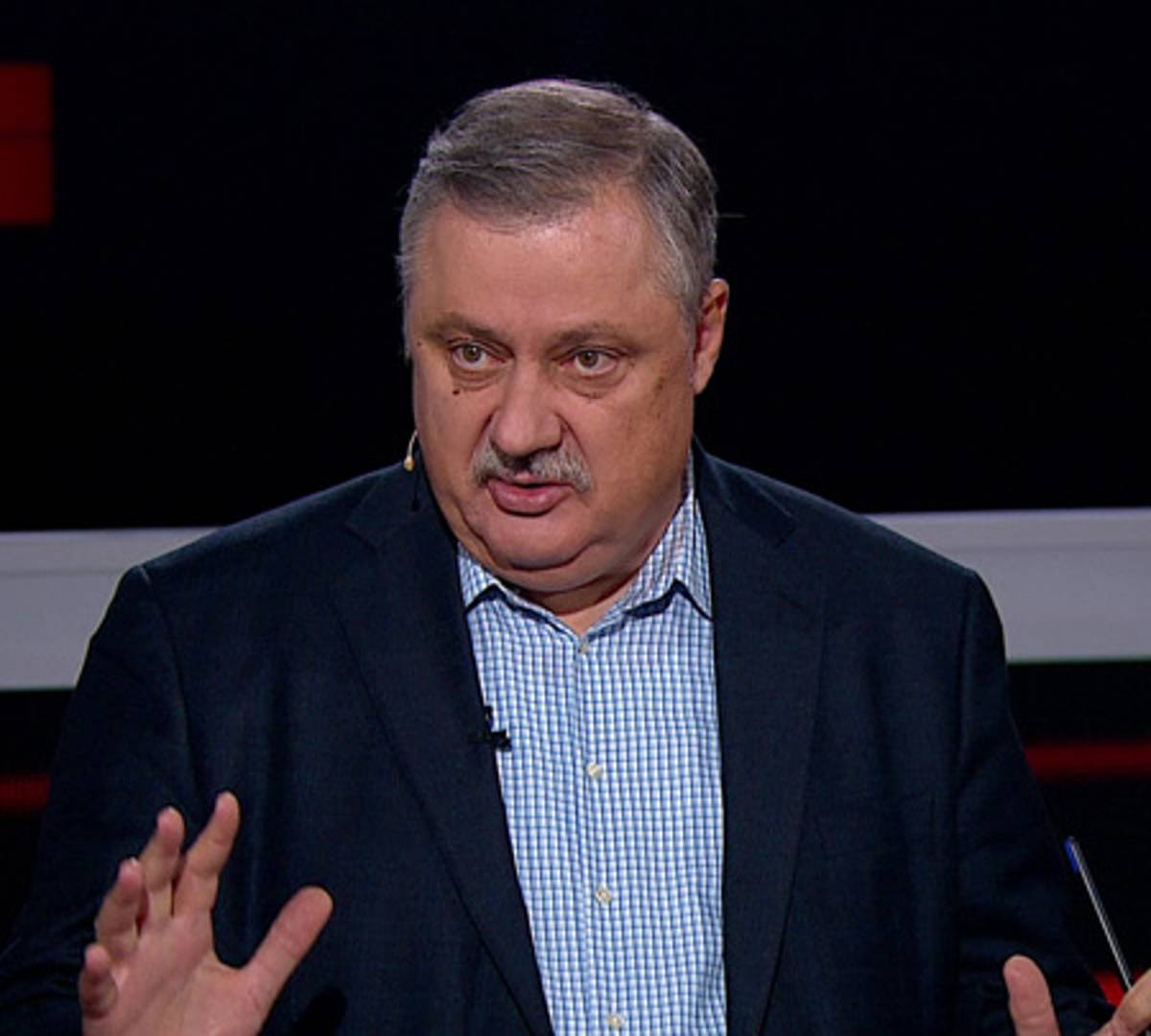 Евстафьев: Государству пора выходить на первый план Евстафьев: Государству пора выходить на первый план