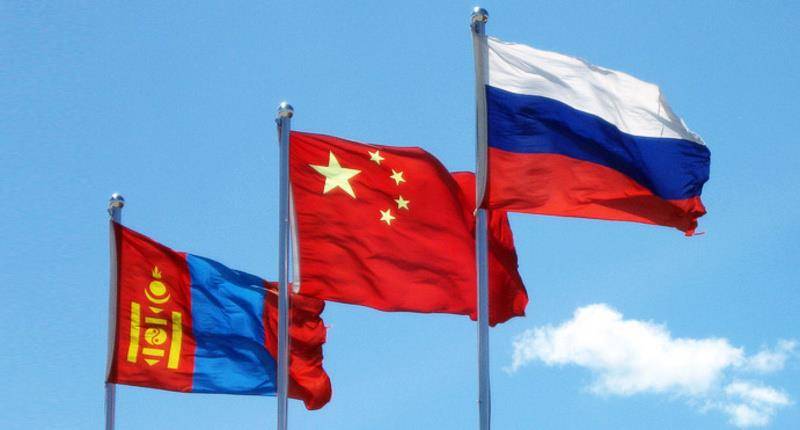 Россия, Китай, Монголия и война на Украине
