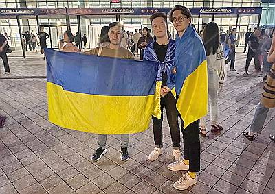 Русофобия в Казахстане. Власти проводят концерты в поддержку Украины