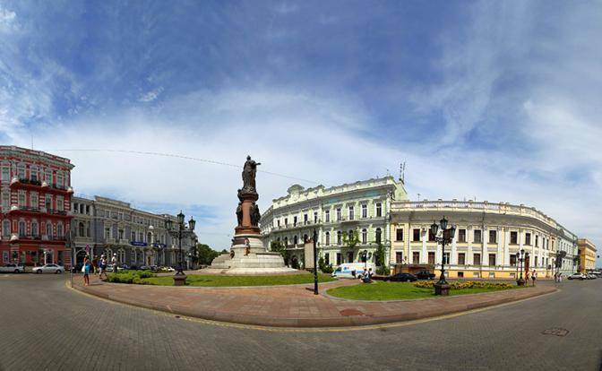 Одесса: Зеленский снести решил памятник Екатерине II, и войти в историю