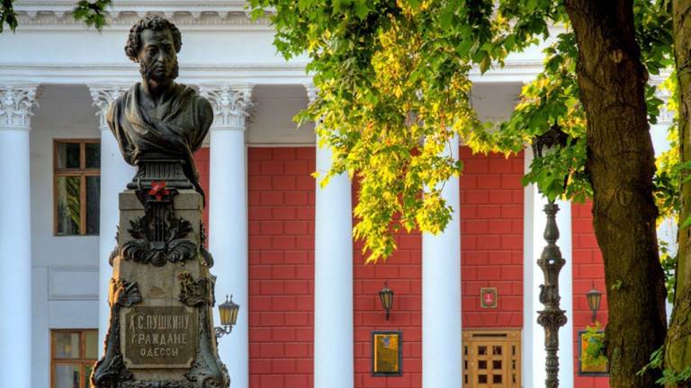 Одесса: режим Зеленского избавляется от «неправильных» памятников