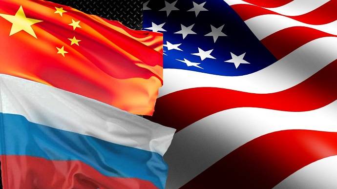 США должны показать России и Китаю свою силу: обзор американских центров