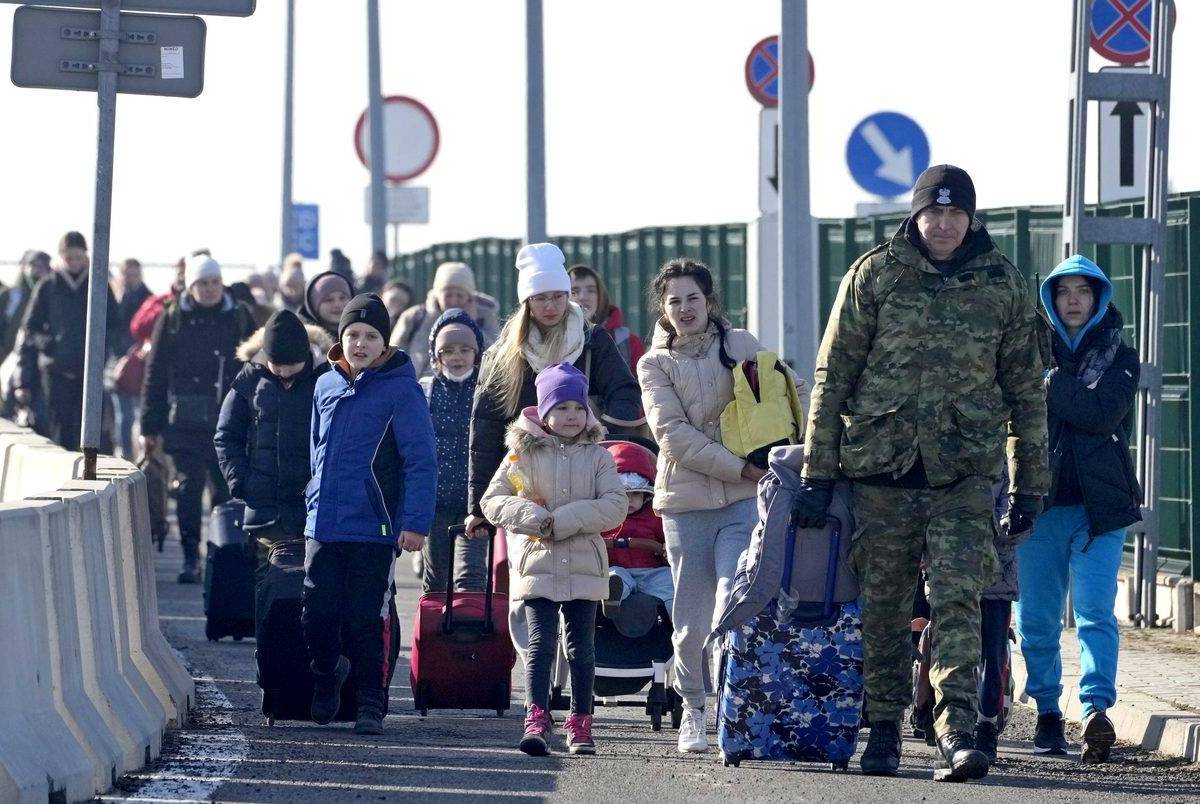Украинских беженцев в Британии готовят к массовому выселению