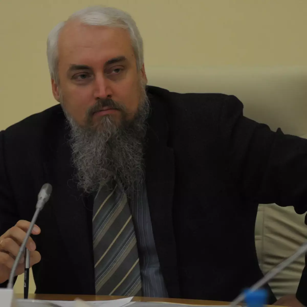 Смолин рассказал о корнях неблагодарности и хамства украинской дипломатии Смолин рассказал о корнях неблагодарности и хамства украинской дипломатии
