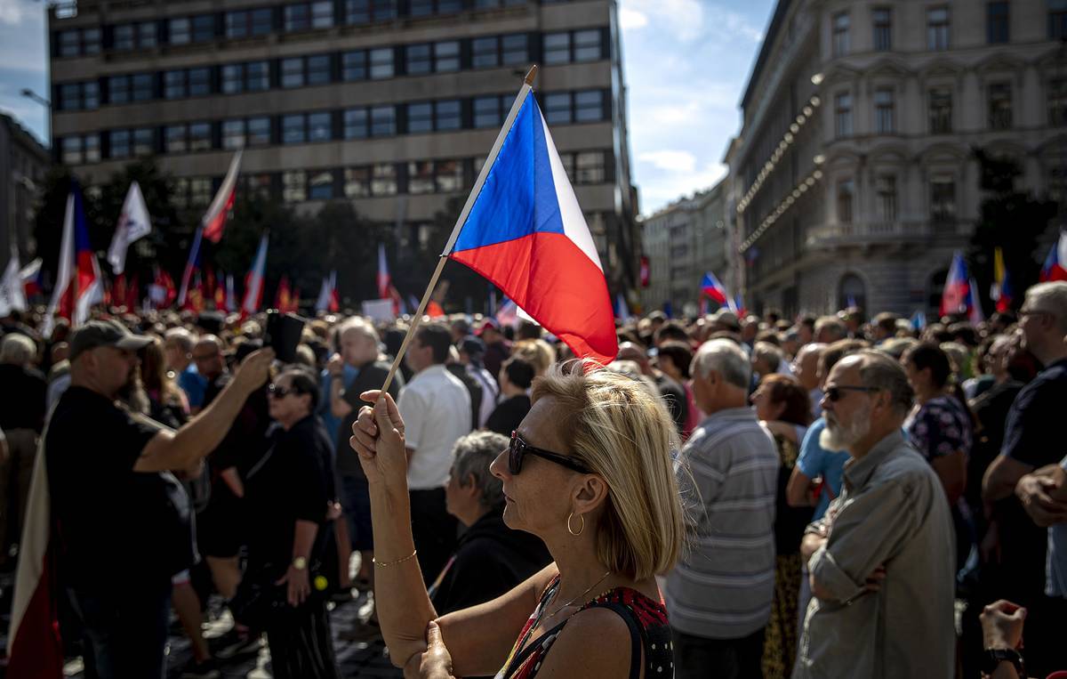 Голос Мордора: власти Чехии оказались не совсем готовы к массовым протестам