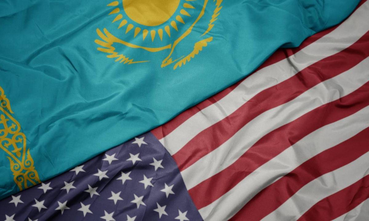 Казахстан: угодничество перед Западом – прямой путь к краху государства
