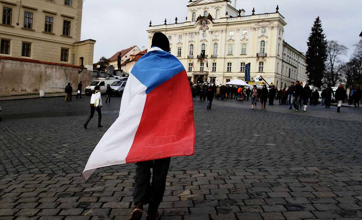 «Подлый план Праги»: власти Чехии втягивают страну в войну с Россией