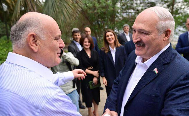 Лукашенко путь в Абхазию прокладывает