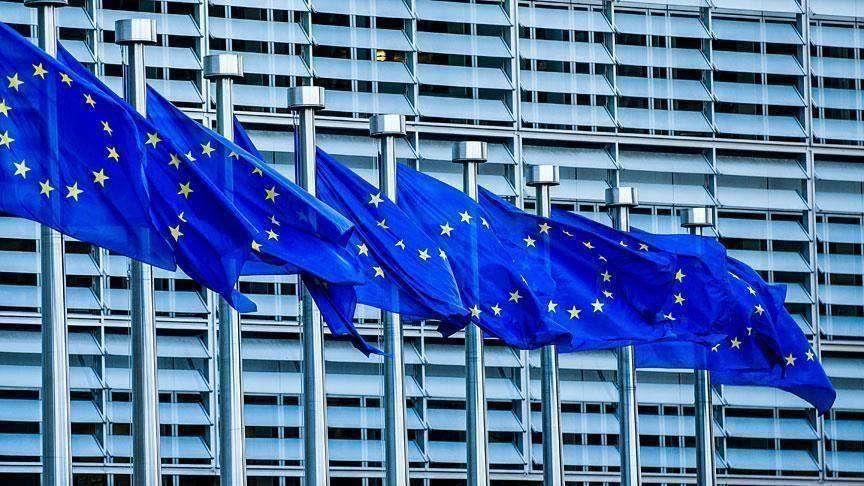 Daily Express: Европа запаниковала, вспомнив о России на встрече лидеров EC