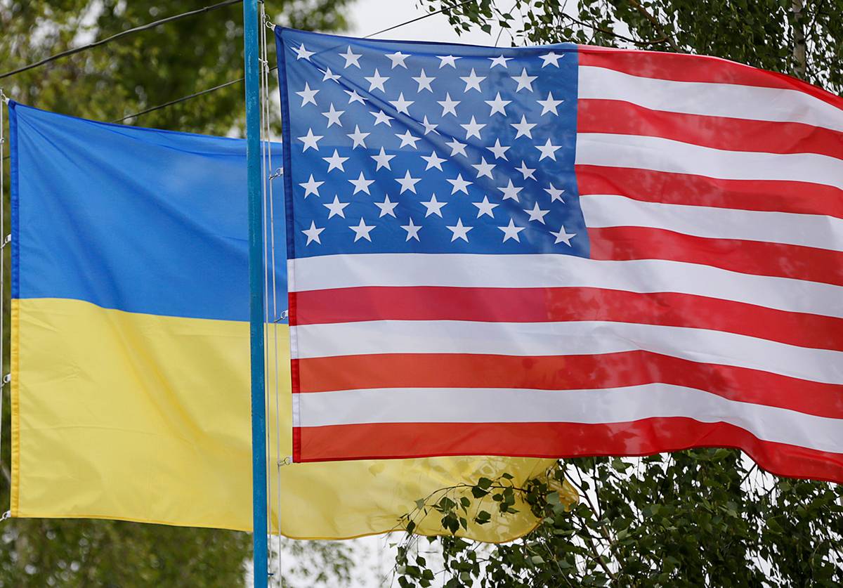США пытаются с помощью Украины раздробить РФ на мини-государства