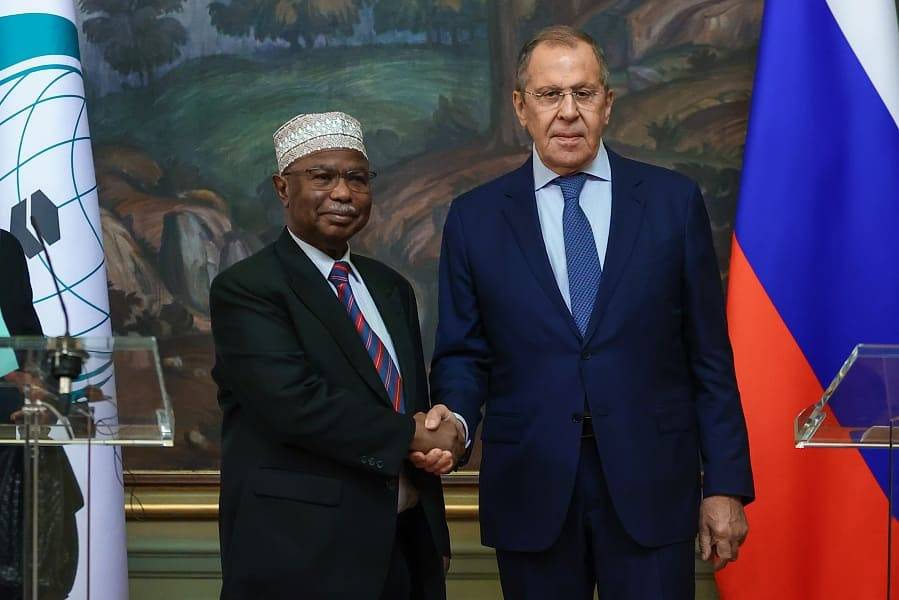 Караван идет: диалог России с исламским миром набирает обороты Караван идет: диалог России с исламским миром набирает обороты