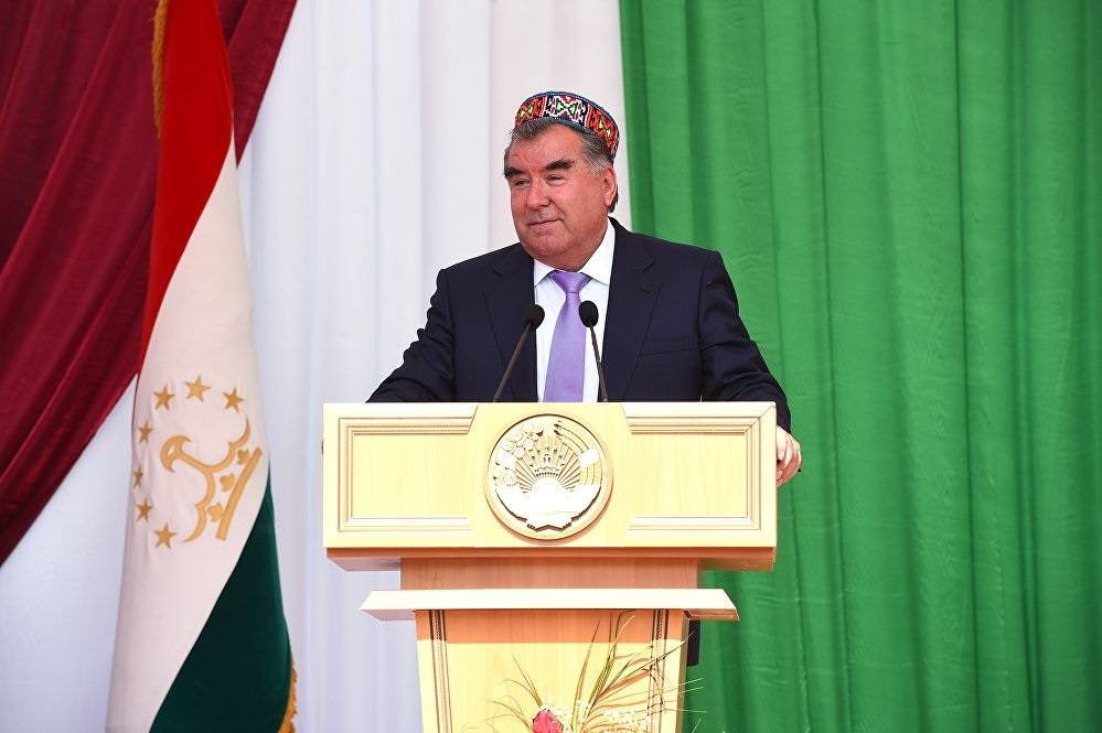Фигуры умолчания: кадровое затишье в Таджикистане продолжается