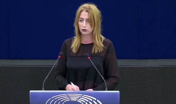 Экс-евродепутат Дейли уличила США в «величайшей пропаганде» против РФ
