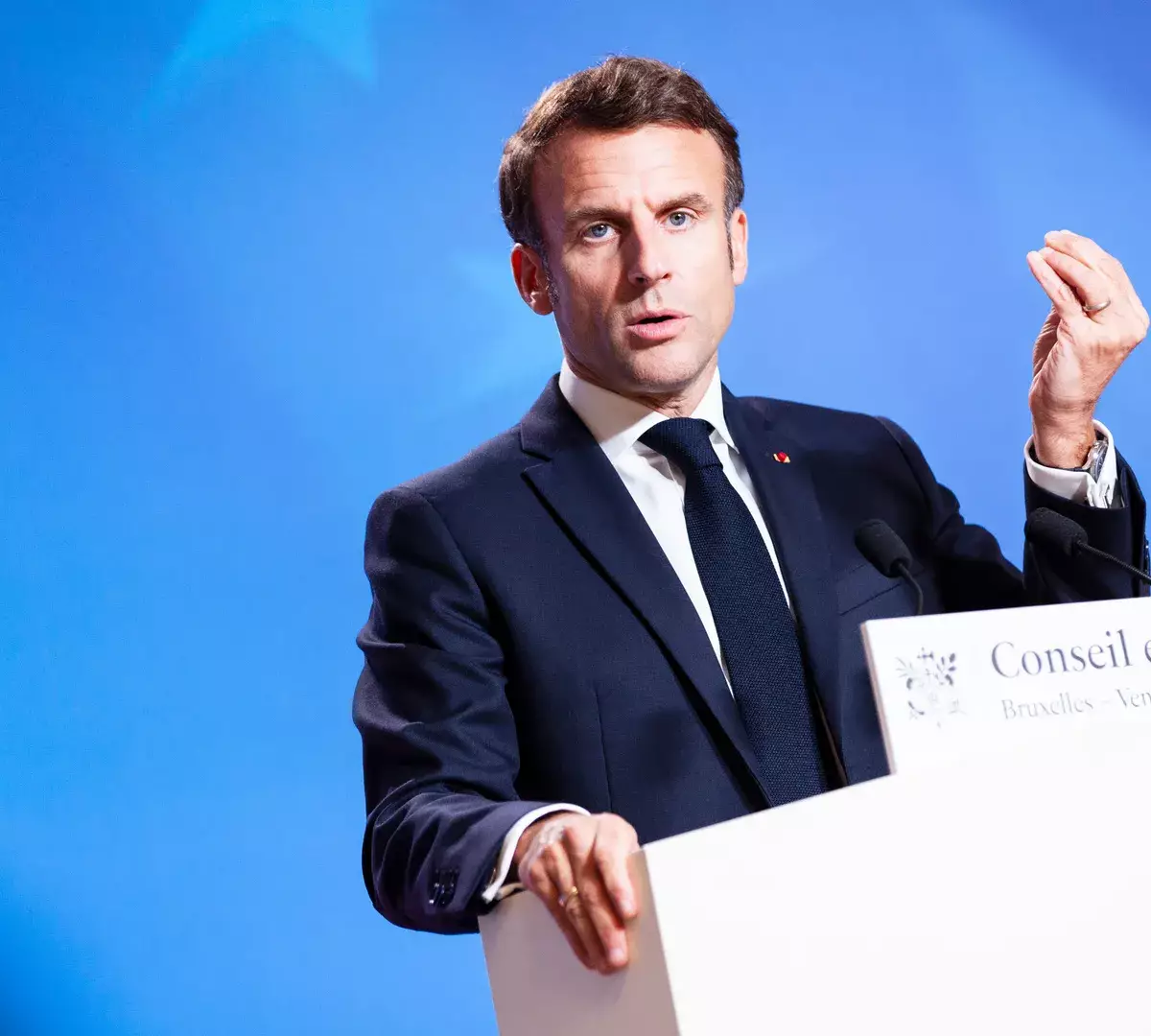 Французы высмеяли Макрона за «международную суету» вокруг Украины перед G20