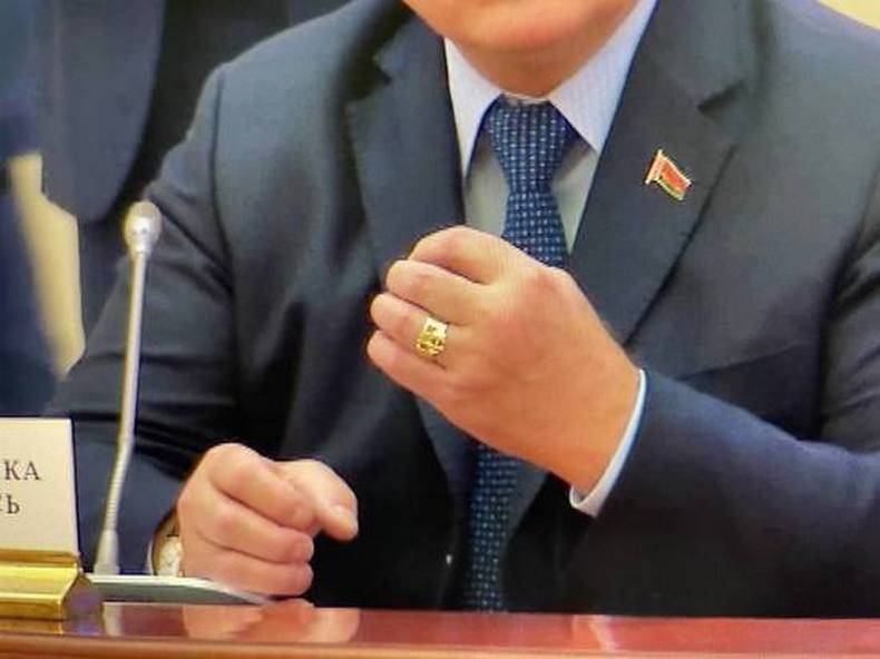 Перстень Путина: что за клубные кольца президент раздал своим коллегам